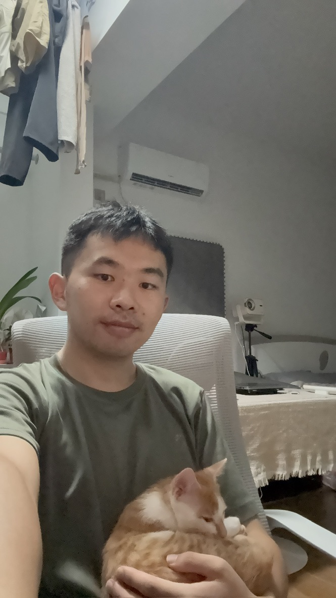 第一次乖乖躺在怀里 · 照片 11